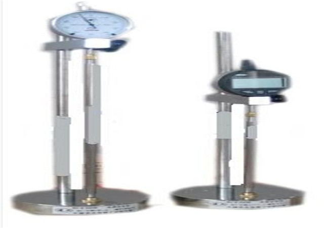Measuring instrument length comparator
